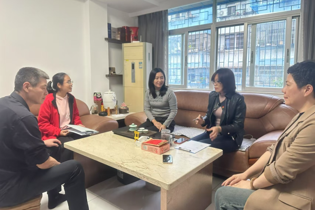 为爱奔赴，共话成长
